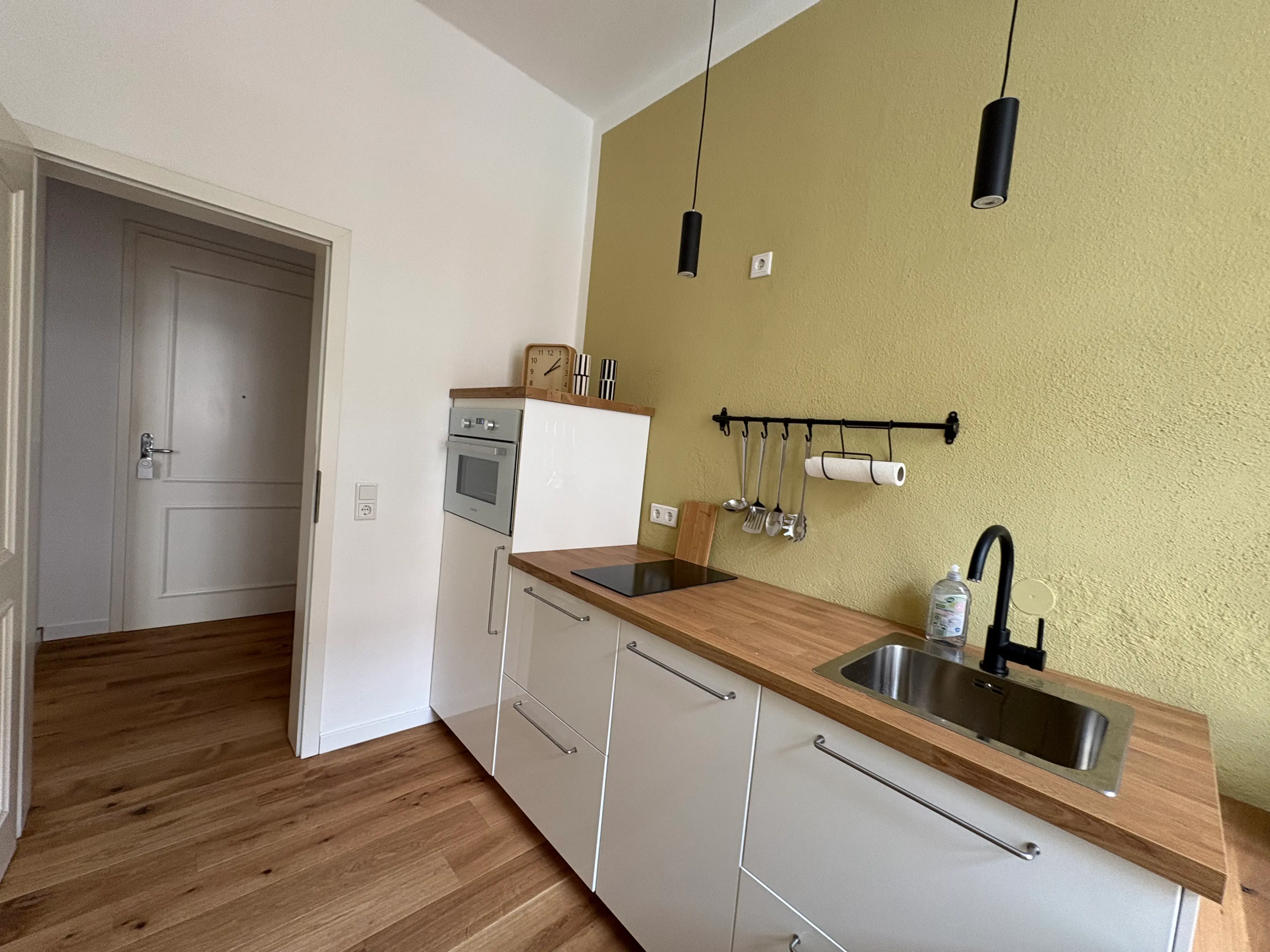 Küche der Ferienwohnung in der Helgolandstrasse